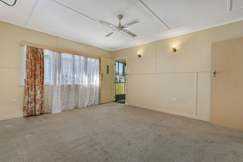 Photo - 33 Stannard Road, Manly West QLD 4179 - Image 8