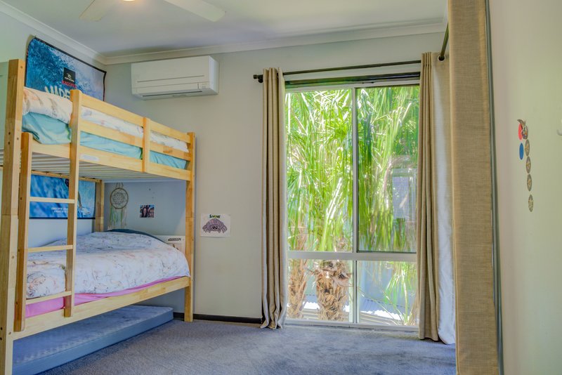 Photo - 33 Starfish Street, Agnes Water QLD 4677 - Image 7