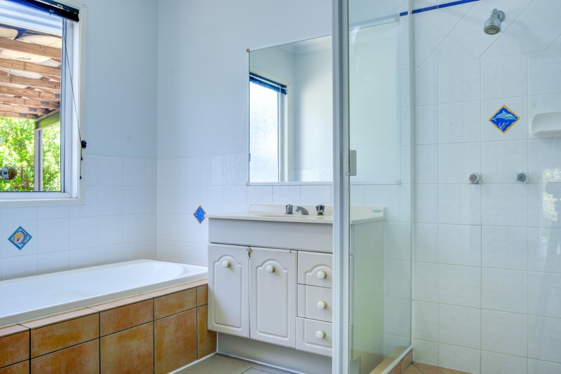 Photo - 33 Starfish Street, Agnes Water QLD 4677 - Image 8