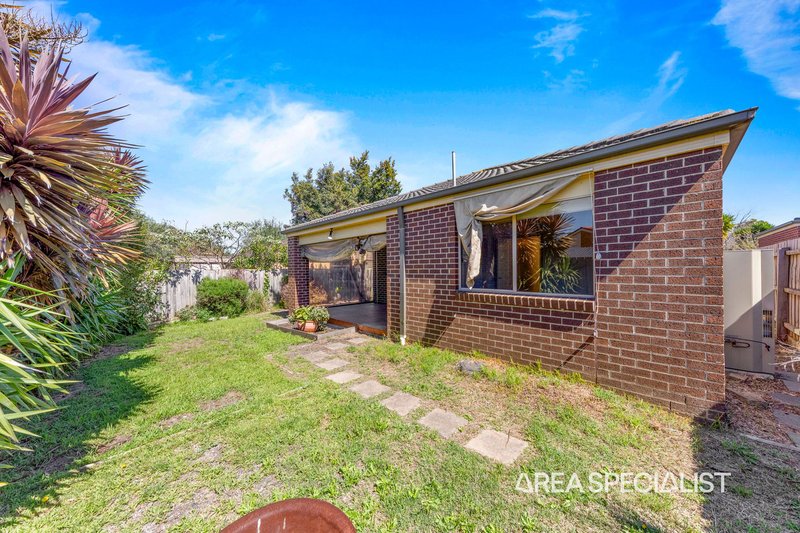 Photo - 33 Stefan Drive, Berwick VIC 3806 - Image 14