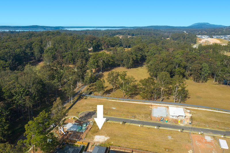 Photo - 33 Strathallen Terrace, Thrumster NSW 2444 - Image 2