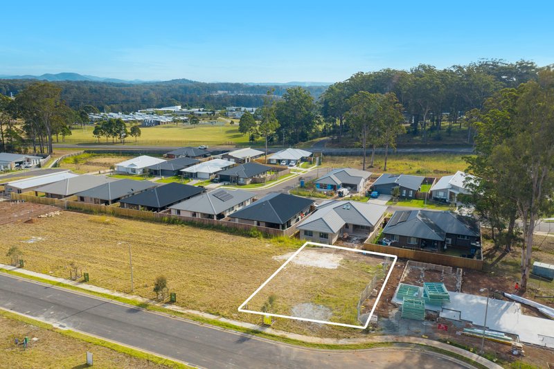 Photo - 33 Strathallen Terrace, Thrumster NSW 2444 - Image 6