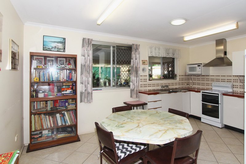 Photo - 33 Sugar Road North, Maroochydore QLD 4558 - Image 8