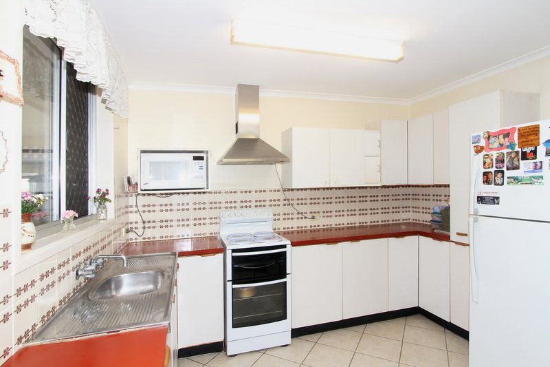 Photo - 33 Sugar Road North, Maroochydore QLD 4558 - Image 10