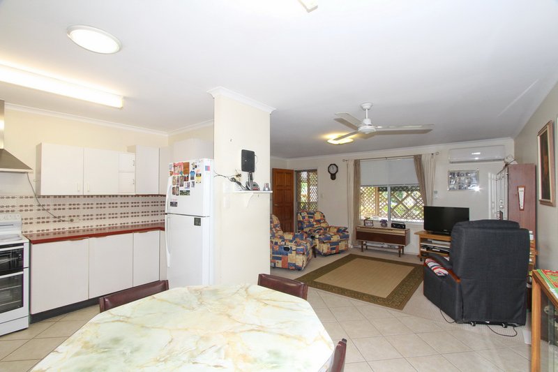 Photo - 33 Sugar Road North, Maroochydore QLD 4558 - Image 12