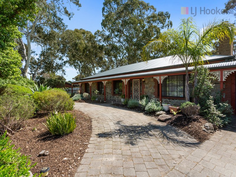 33 Sunnymeade Drive, Aberfoyle Park SA 5159