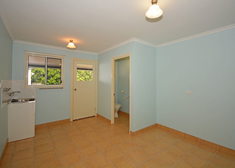 Photo - 33 Sunrise Crescent, Burrum Heads QLD 4659 - Image 13