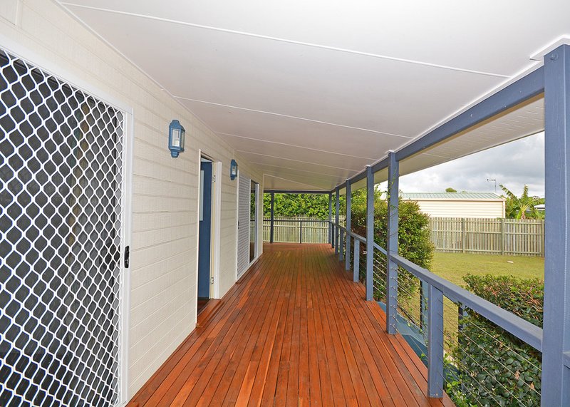 Photo - 33 Sunrise Crescent, Burrum Heads QLD 4659 - Image 14