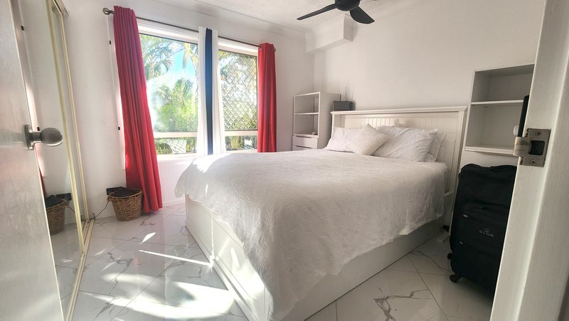 Photo - 3/3 Sunset Boulevard, Surfers Paradise QLD 4217 - Image 6