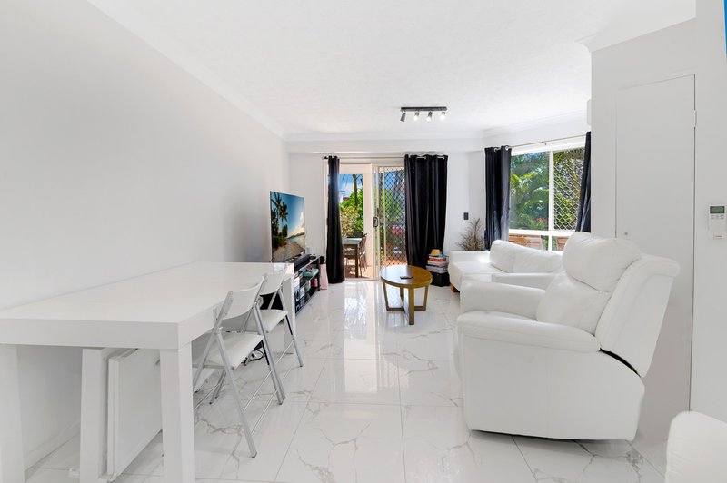 Photo - 3/3 Sunset Boulevard, Surfers Paradise QLD 4217 - Image 8