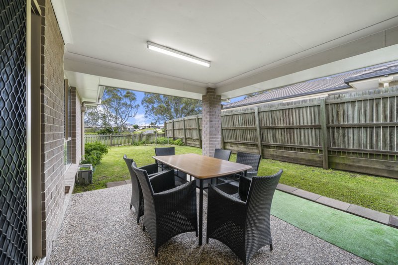 Photo - 33 Sunset Drive, Glenvale QLD 4350 - Image 14