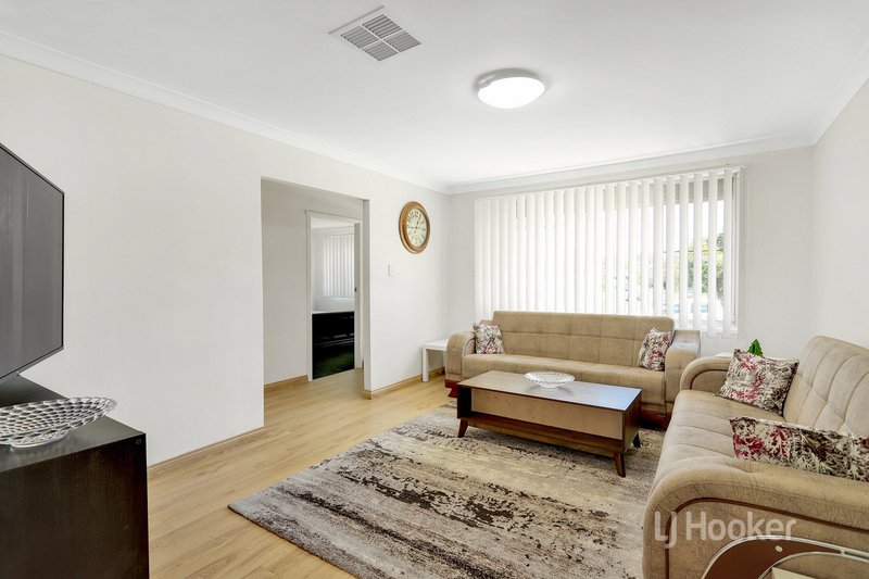 Photo - 33 Superior Avenue, Seven Hills NSW 2147 - Image 2