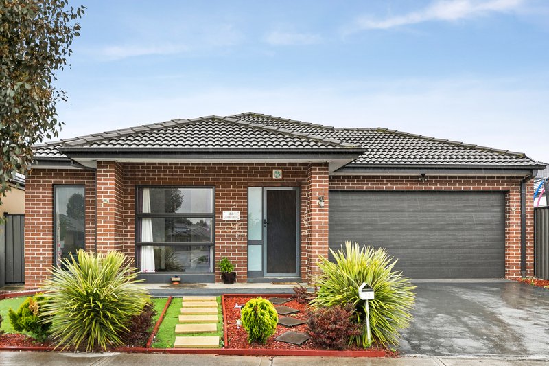 33 Sustainable Drive, Craigieburn VIC 3064