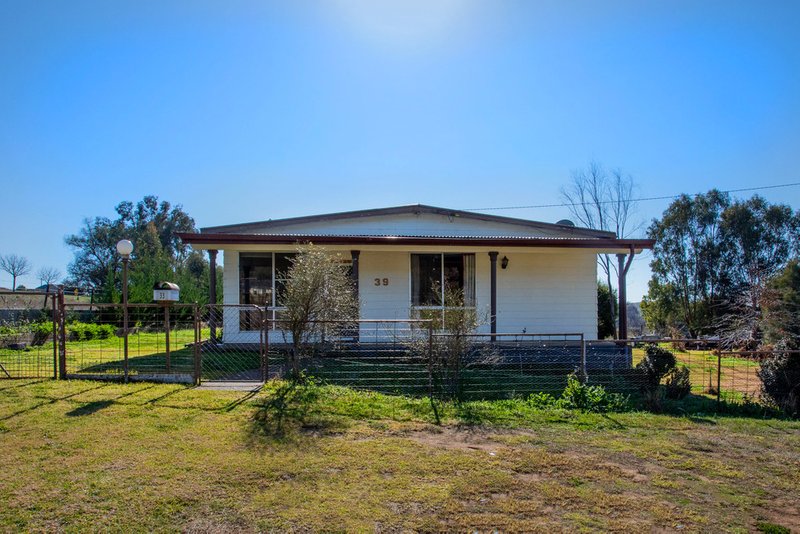 33 Sutton Street, Canowindra NSW 2804