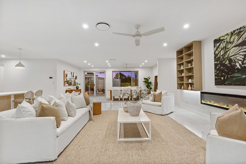Photo - 33 Swagmans Ridge, Chatsworth QLD 4570 - Image 2