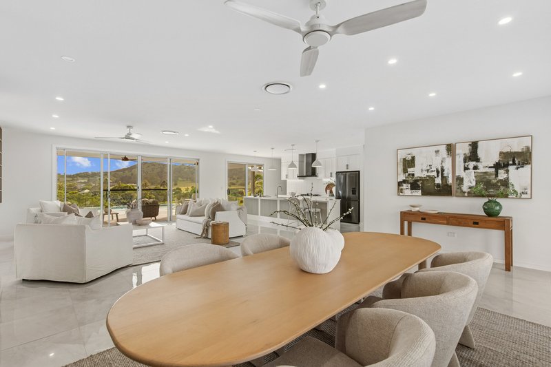 Photo - 33 Swagmans Ridge, Chatsworth QLD 4570 - Image 7