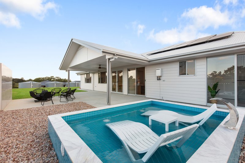 Photo - 33 Swagmans Ridge, Chatsworth QLD 4570 - Image 33