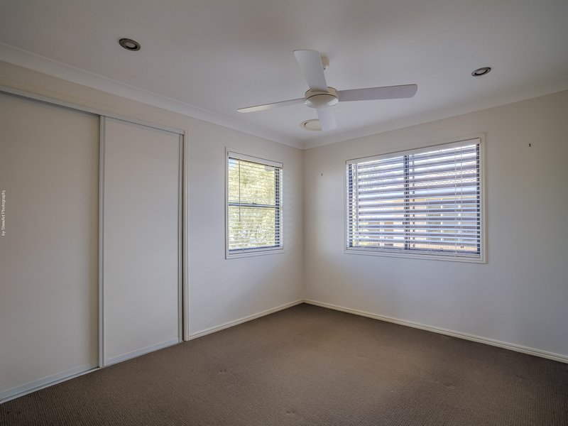 Photo - 33 Talasea Drive, Kawungan QLD 4655 - Image 10