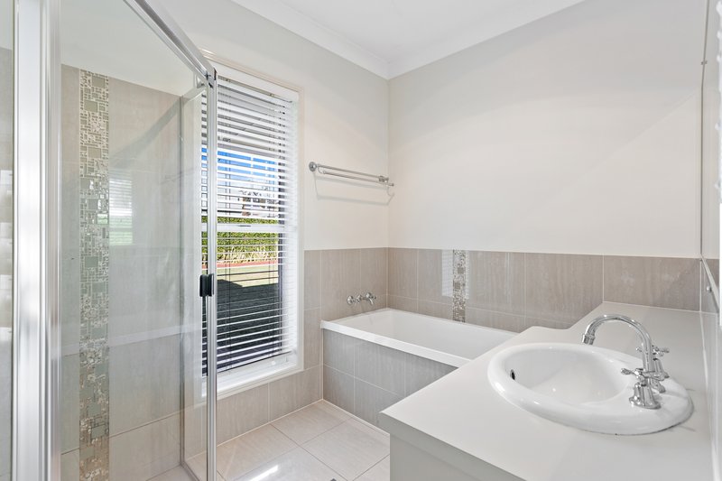 Photo - 33 Tarlington Street (326 Ramsay Street) , Middle Ridge QLD 4350 - Image 6