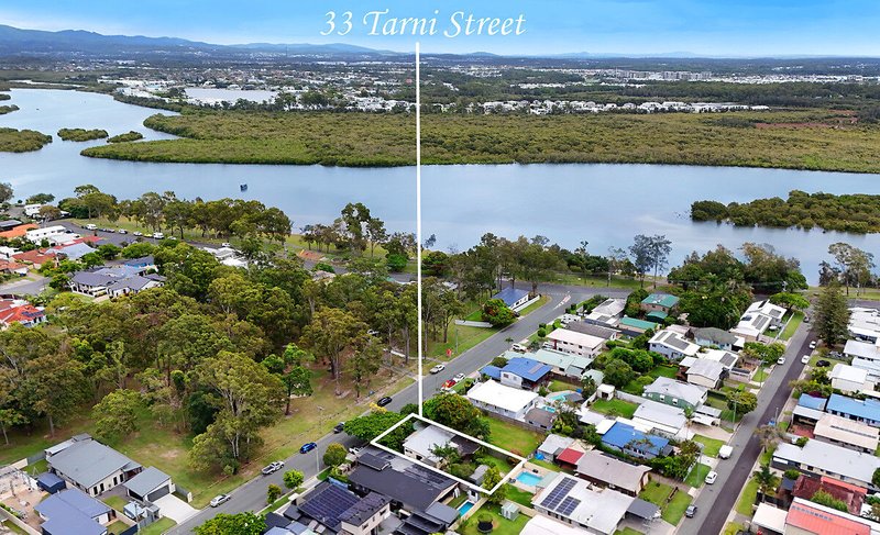 33 Tarni Street, Coombabah QLD 4216