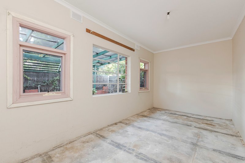 Photo - 33 Tarragon Street, Mile End SA 5031 - Image 11