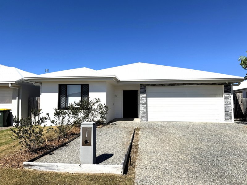 33 Tasman Circuit, Burdell QLD 4818