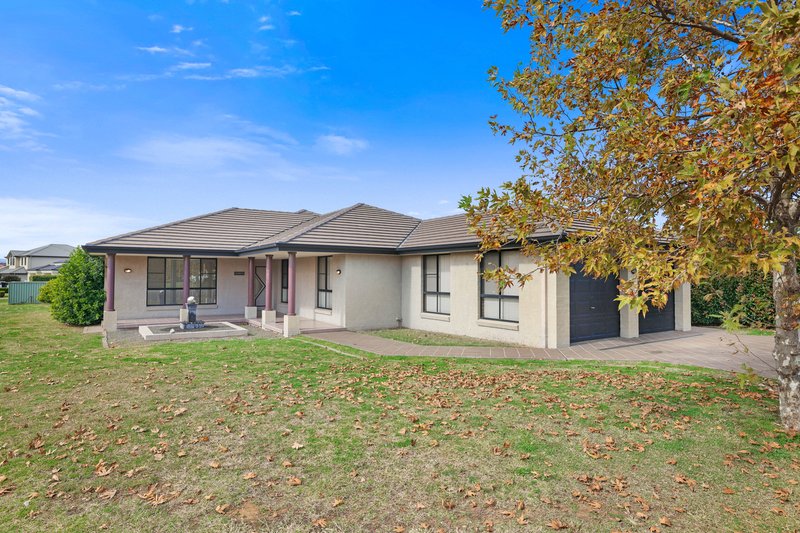 33 The Grange, Tamworth NSW 2340