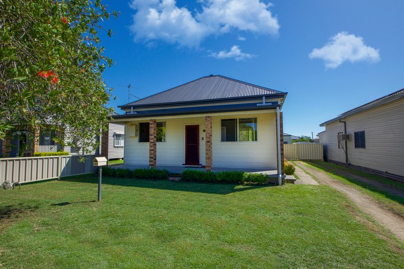 33 Third Street, Weston NSW 2326