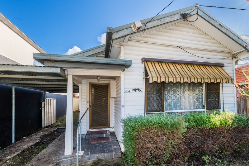 Photo - 33 Thomson Street, Maidstone VIC 3012 - Image 2