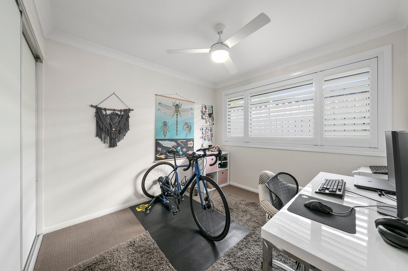 Photo - 33 Tibin Drive, Fletcher NSW 2287 - Image 8