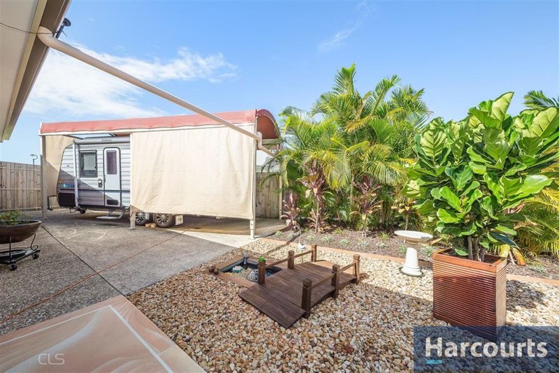 Photo - 33 Tilia Ct , Bongaree QLD 4507 - Image 6