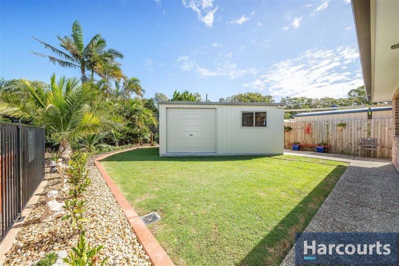 Photo - 33 Tilia Ct , Bongaree QLD 4507 - Image 7