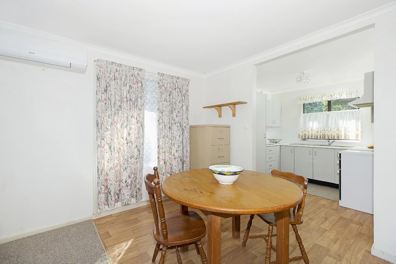 Photo - 33 Tirabeenba Drive, Bolton Point NSW 2283 - Image 3