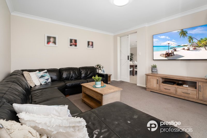 Photo - 33 Travers Street, Moorebank NSW 2170 - Image 3