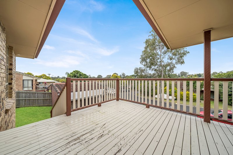 33 Tregana Circuit, Edens Landing QLD 4207