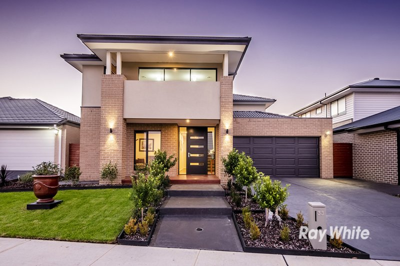 33 Trillium Boulevard, Cranbourne North VIC 3977