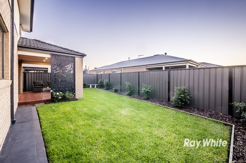 Photo - 33 Trillium Boulevard, Cranbourne North VIC 3977 - Image 24