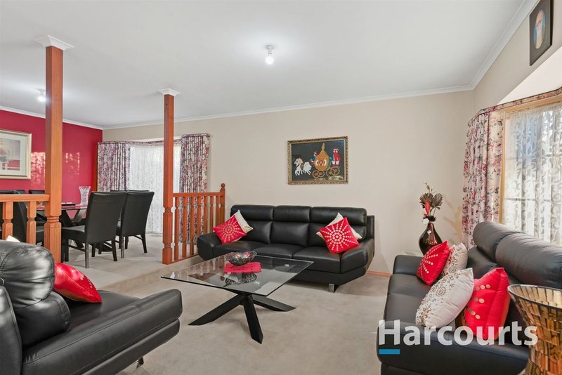 Photo - 33 Trisha Drive, Rowville VIC 3178 - Image 4