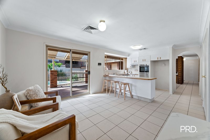 Photo - 33 Tukara Road, South Penrith NSW 2750 - Image 5