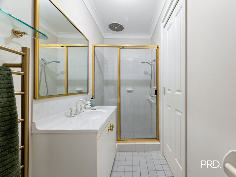 Photo - 33 Tukara Road, South Penrith NSW 2750 - Image 11