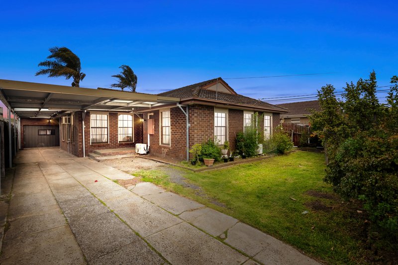 33 Tunbridge Crescent, Lalor VIC 3075