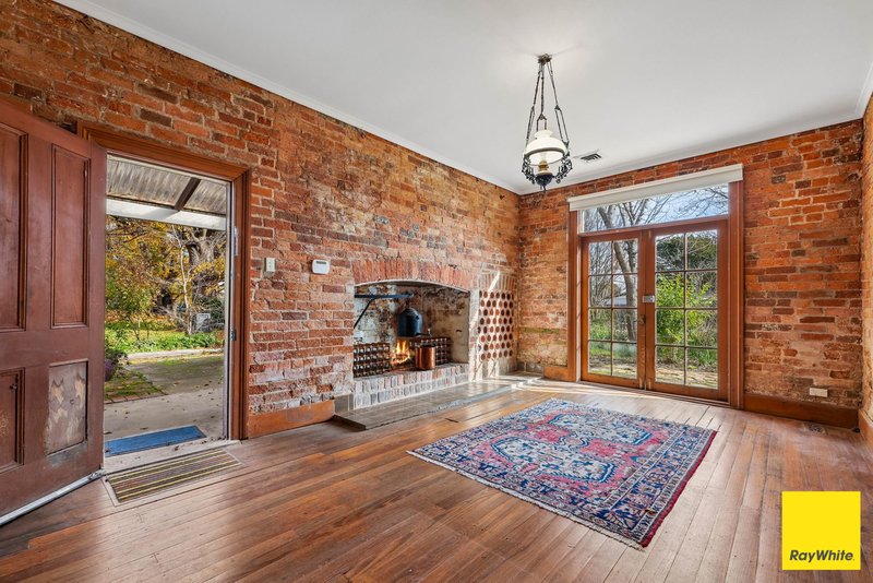 Photo - 33 Turallo Terrace, Bungendore NSW 2621 - Image 2
