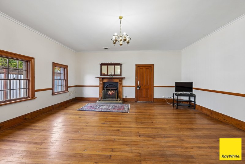 Photo - 33 Turallo Terrace, Bungendore NSW 2621 - Image 8
