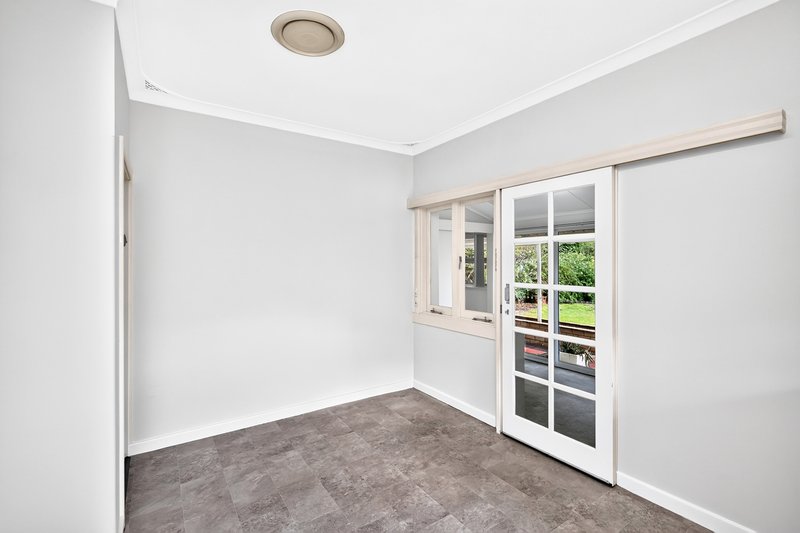 Photo - 33 Valerie Street, Dianella WA 6059 - Image 8