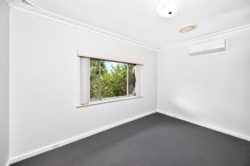 Photo - 33 Valerie Street, Dianella WA 6059 - Image 11