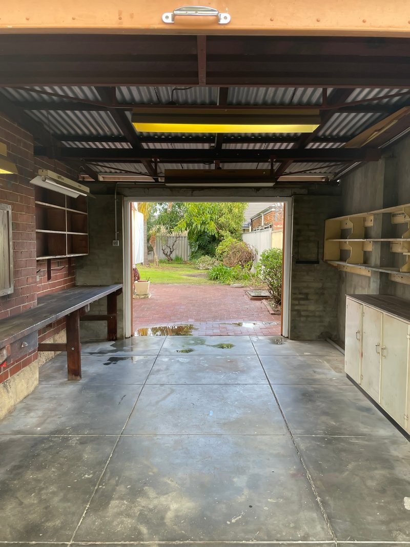 Photo - 33 Valerie Street, Dianella WA 6059 - Image 24