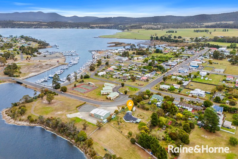 33 Vicary Street, Triabunna TAS 7190