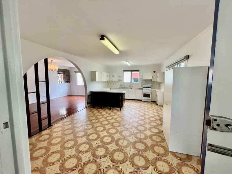 Photo - 33 Victoria Terrace, Annerley QLD 4103 - Image 6