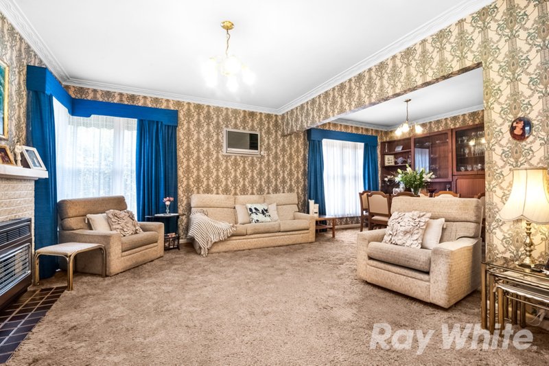 Photo - 33 Vincent Street, Mulgrave VIC 3170 - Image 6