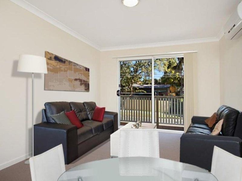 Photo - 33 Violet Street, Wynnum QLD 4178 - Image 5